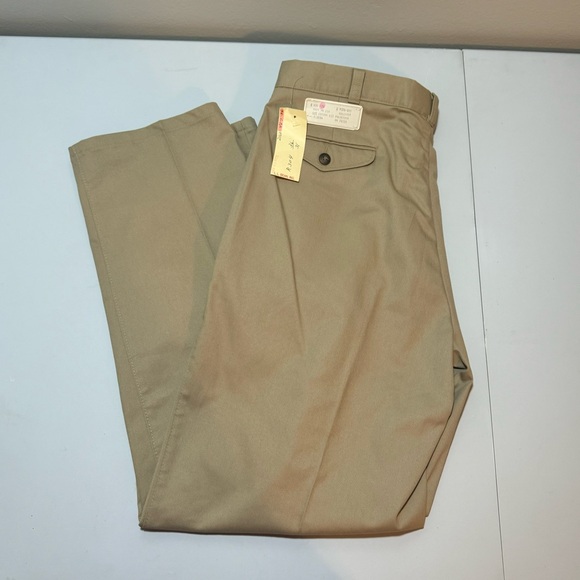 L.L. Bean Other - NWT Vintage L.L. Bean Men’s 36x34 Tan Pleat Pants Made In USA Inseam 31in